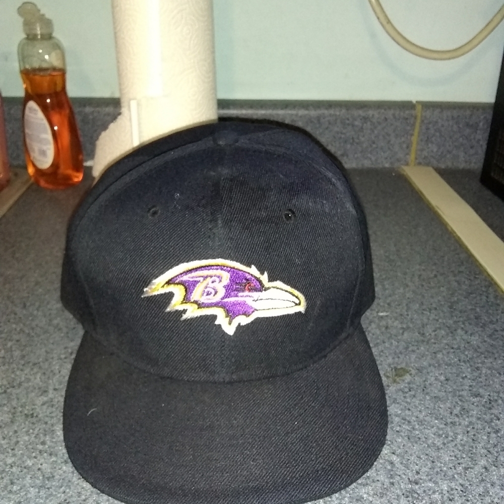 Ravens hat. Fitted